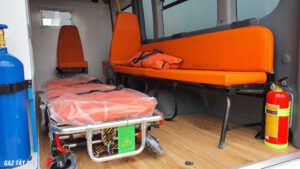 xe gaz cứu thương 2