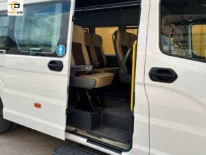 cửa xe khách Gaz 19 chỗ