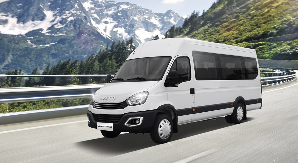 xe khách Thaco Iveco Daily Plus 16 chỗ