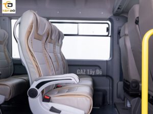 ghế bọc da trên xe gaz nn minibus 16 chỗ