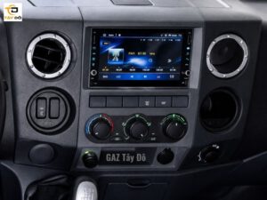 màn hình android trang bị trên gaz 16 chỗ minibus