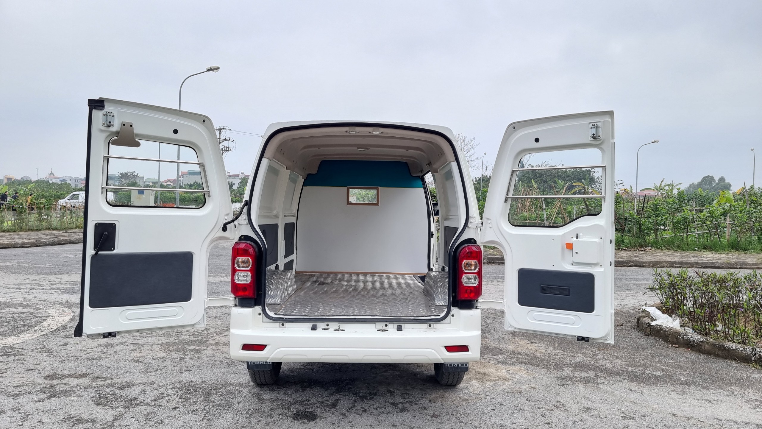 xe tải van dưới 950kg có bị cấm giờ không
