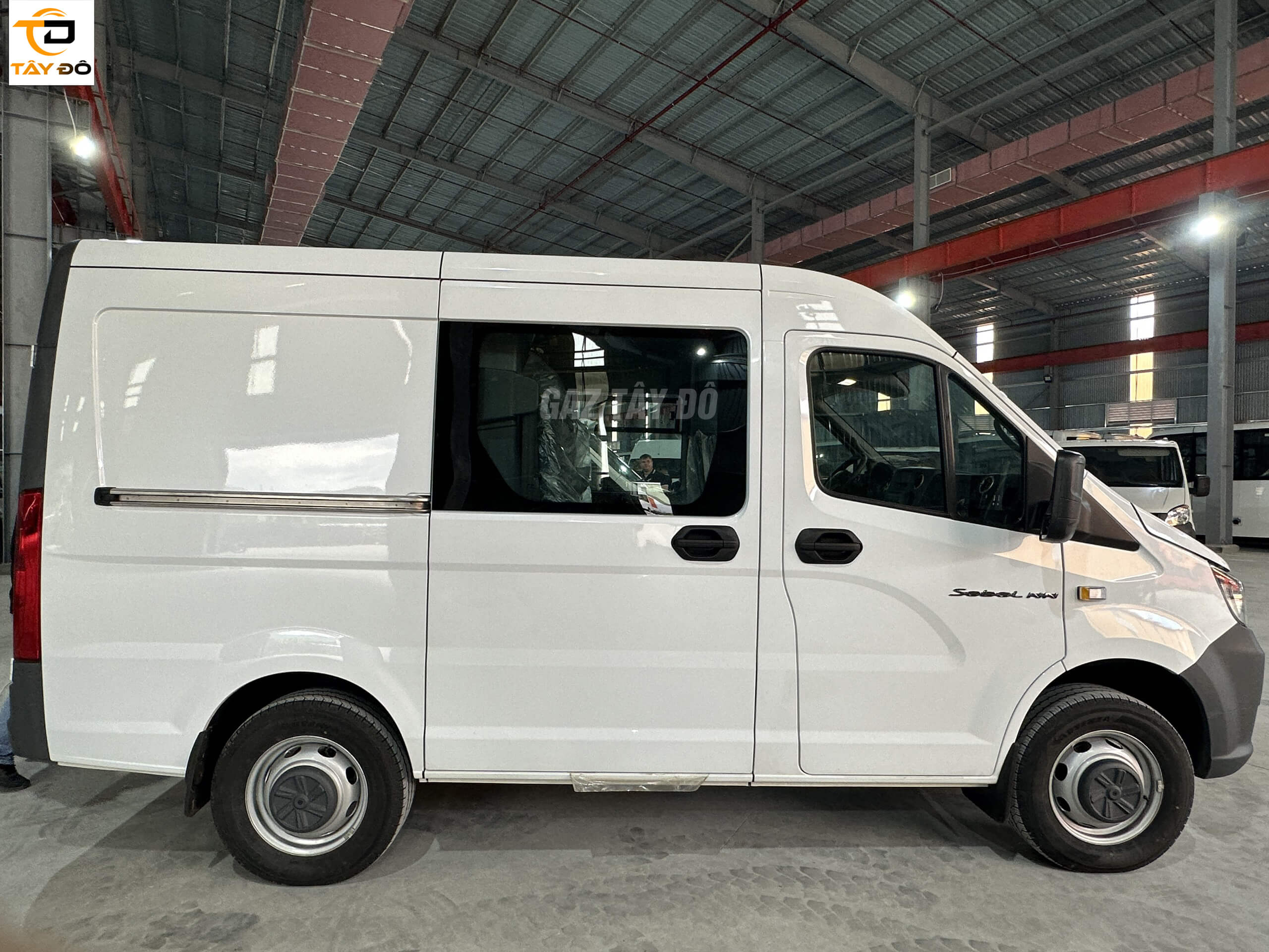 Xe tải van có bị cấm tải không